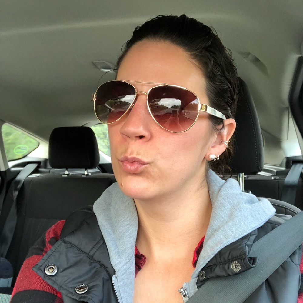 Meet your Posher, Amanda